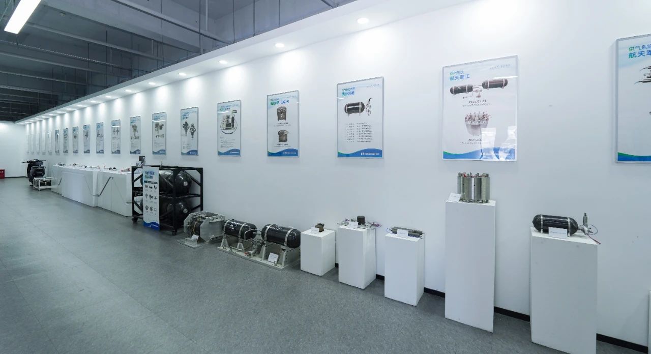 Шанхайское АОО по производству нефтехимического оборудования “Шэнькай подписала соглашение об инвестициях в акции с ООО энергетической технологической компанией (Чжухай) “Ханьцин” для реализации нов(圖3) Шанхайское АОО по производству нефтехимического оборудования “Шэнькай подписала соглашение об инвестициях в акции с ООО энергетической технологической компанией (Чжухай) “Ханьцин” для реализации нов(圖3)