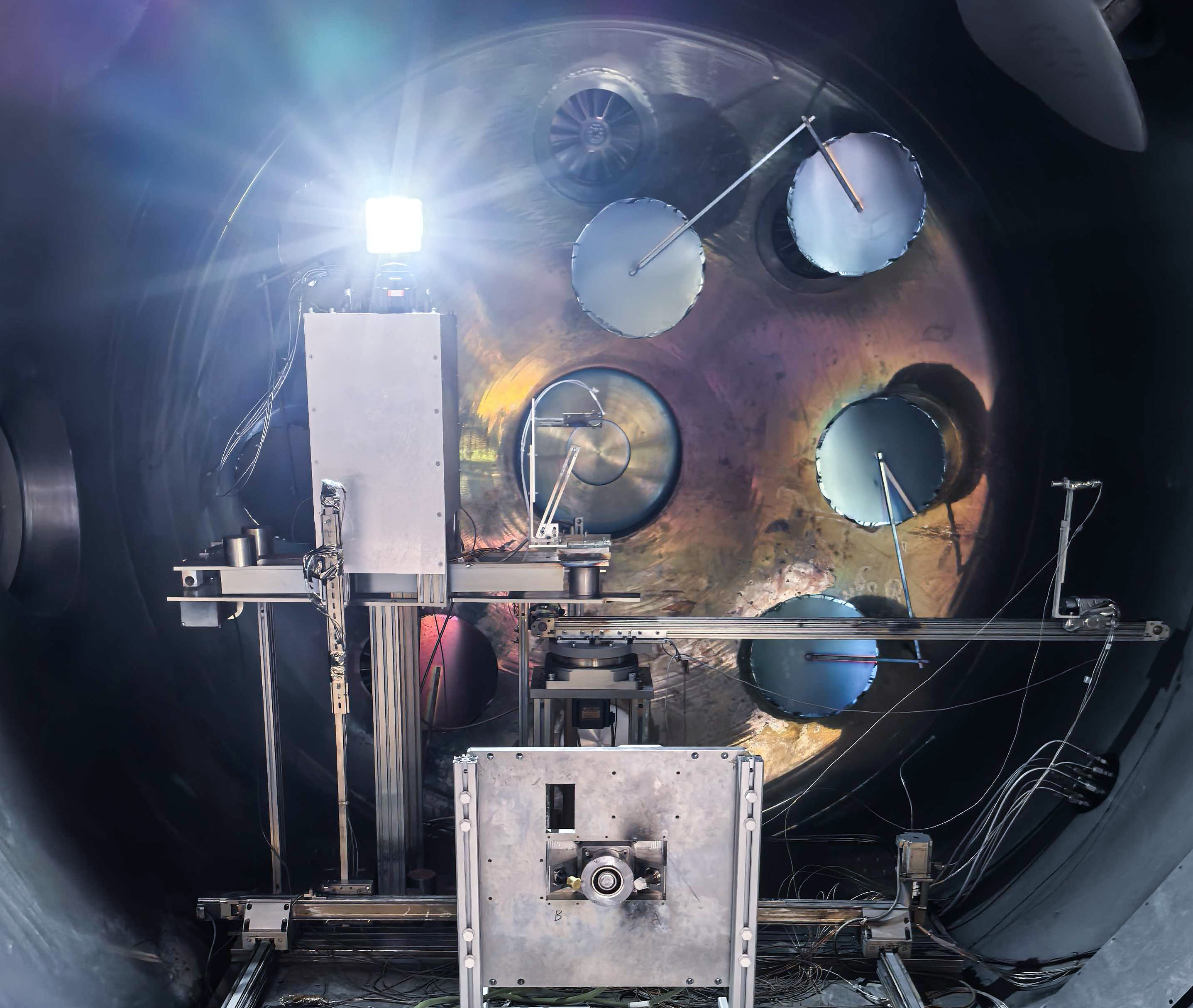 喜訊！神開(kāi)投資企業(yè)：瀚氫動(dòng)力衛(wèi)星霍爾電推進(jìn)系統(tǒng)點(diǎn)火成功！(圖2)